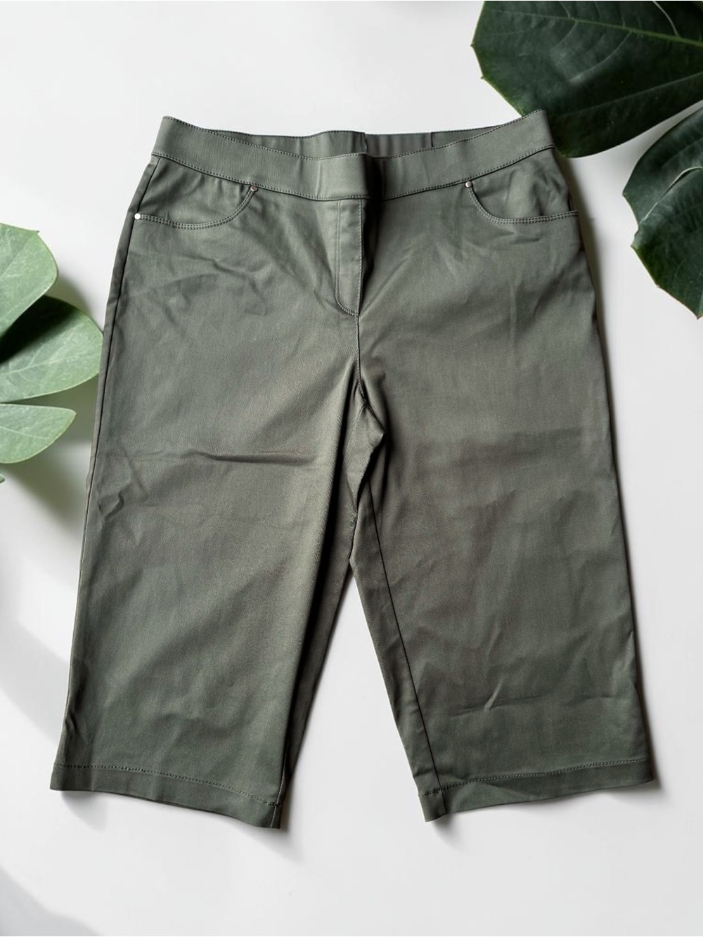 NWT - Coral Bay Mid Rise Bermuda Olive Green Shorts